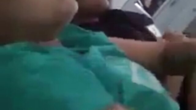 Espando le ruote premendo moana pozzi porn l'ombelico trafitto