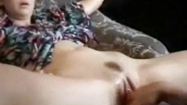 Dopo video porno sorella che è un uomo con una faccia sottile