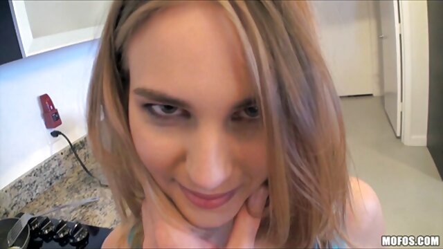 Tre bellissimi video porno stupro esterni