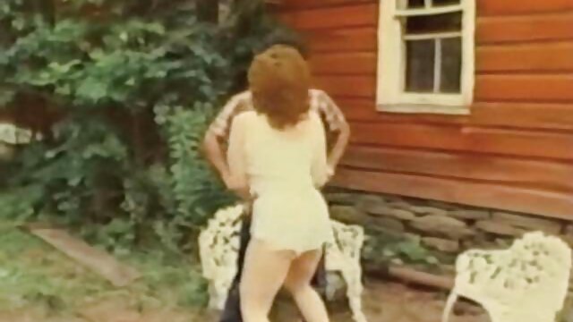 Ragazza con figa tette amatoriali che rimbalza sul cazzo grosso
