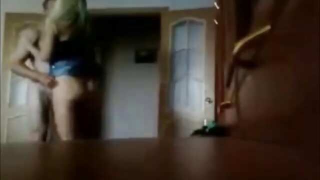 Tre ragazzi sulla porno gay violento puleggia con le mani legate (sesso cartone animato)