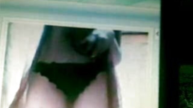 Buon sesso per ragazze trio bisex russe.